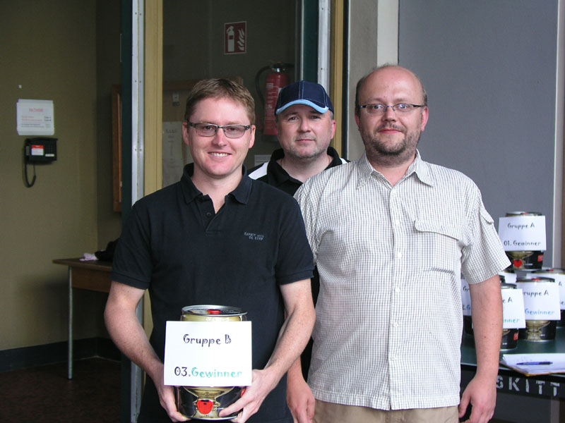 DJK Schiffweiler: 3. Platz in der B-Klasse (und der Mann mit der Kapp, Thorsten Wagner) DJK Schiffweiler: 3. Platz in der B-Klasse (und der Mann mit der Kapp, Thorsten Wagner)